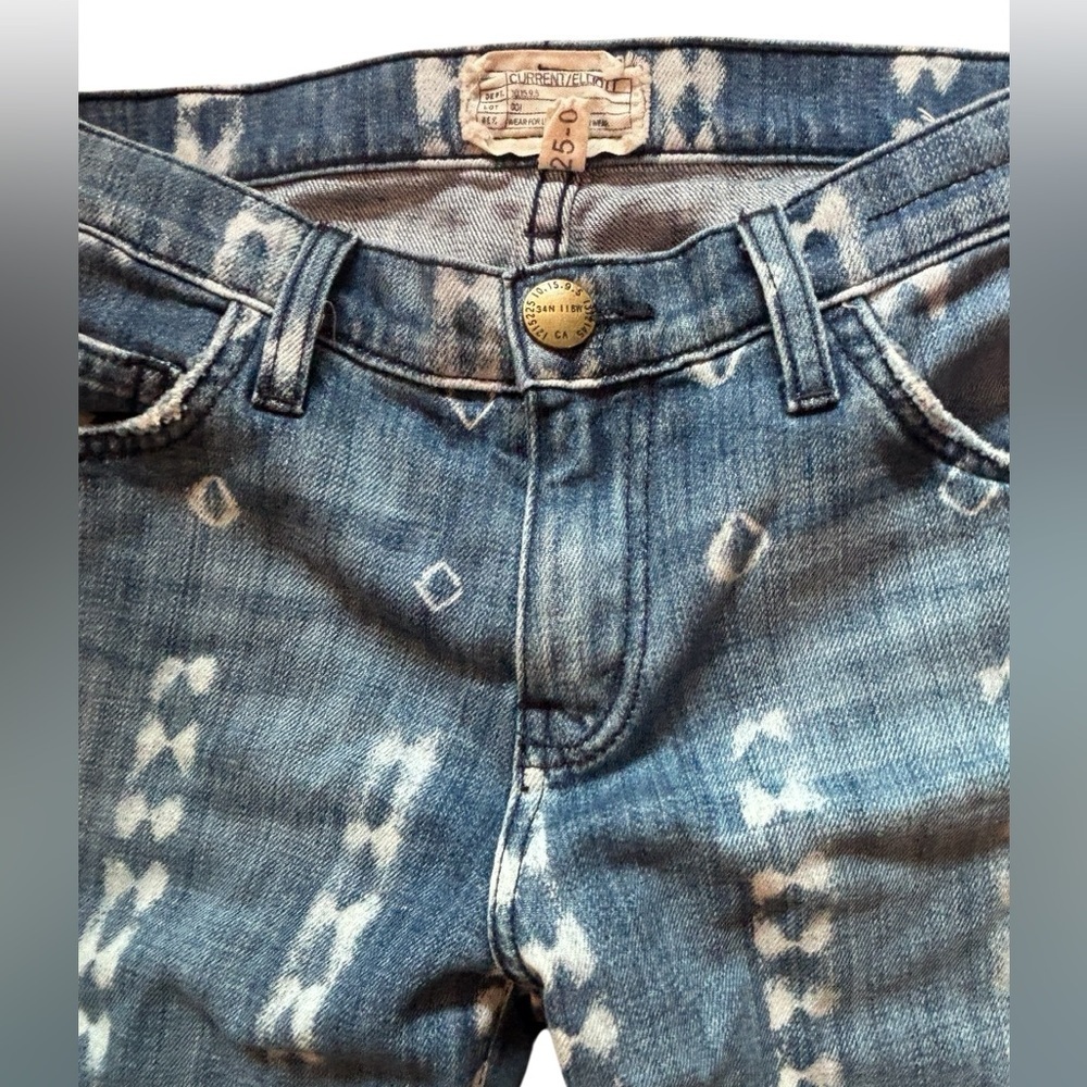 Current/Elliott Printed Distressed Skinny Jeans Ikat Wash Size 25